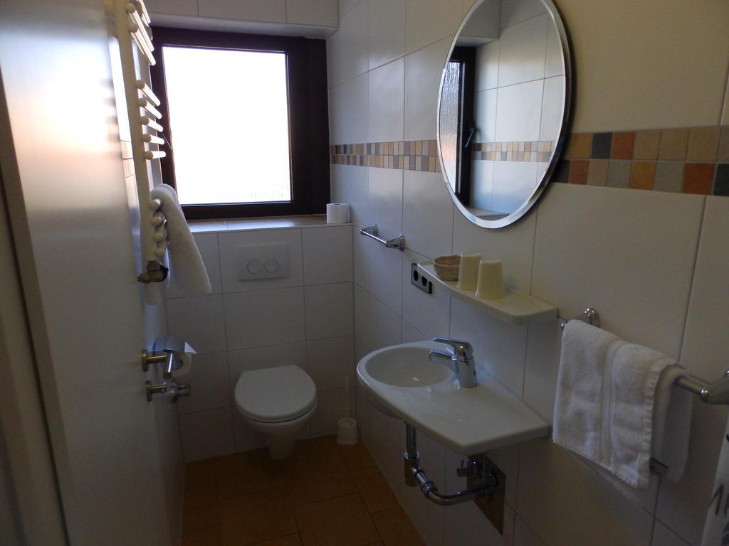 H41 Inn Hotel Garni Freiburg (Adults Only) Gundelfingen  Esterno foto