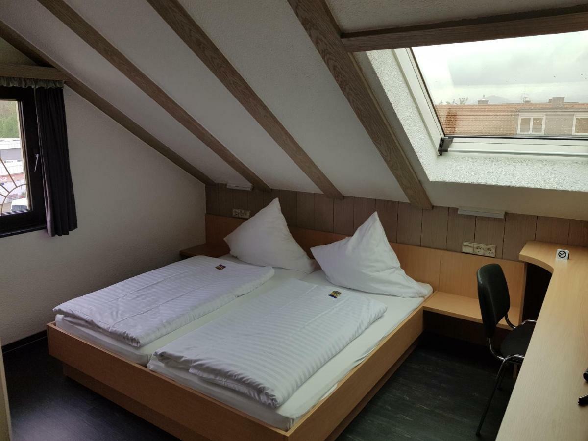 H41 Inn Hotel Garni Freiburg (Adults Only) Gundelfingen  Esterno foto