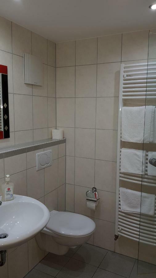 H41 Inn Hotel Garni Freiburg (Adults Only) Gundelfingen  Esterno foto
