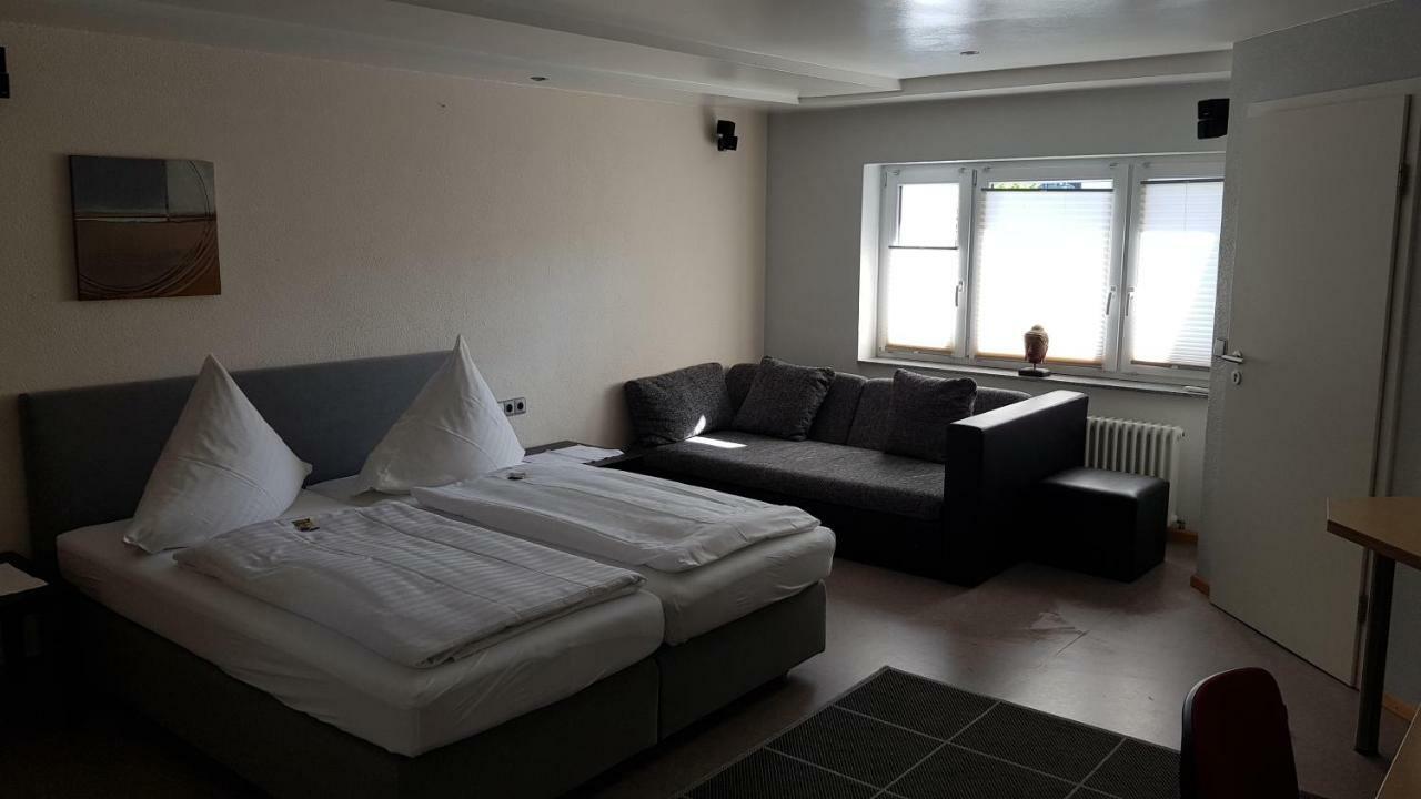 H41 Inn Hotel Garni Freiburg (Adults Only) Gundelfingen  Esterno foto