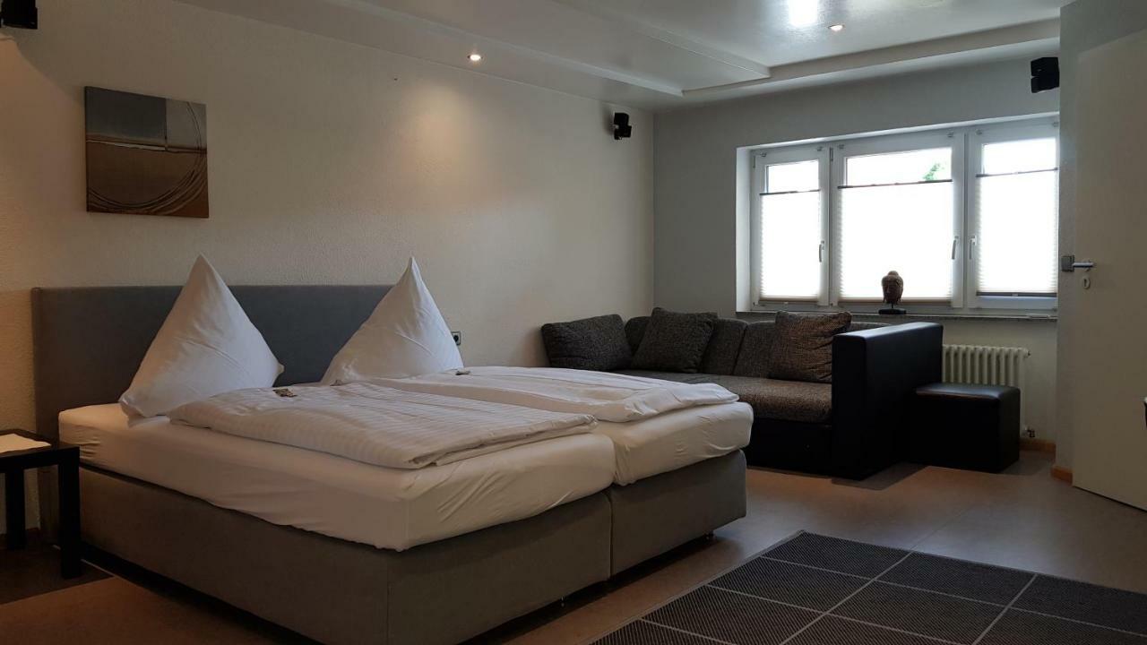 H41 Inn Hotel Garni Freiburg (Adults Only) Gundelfingen  Esterno foto