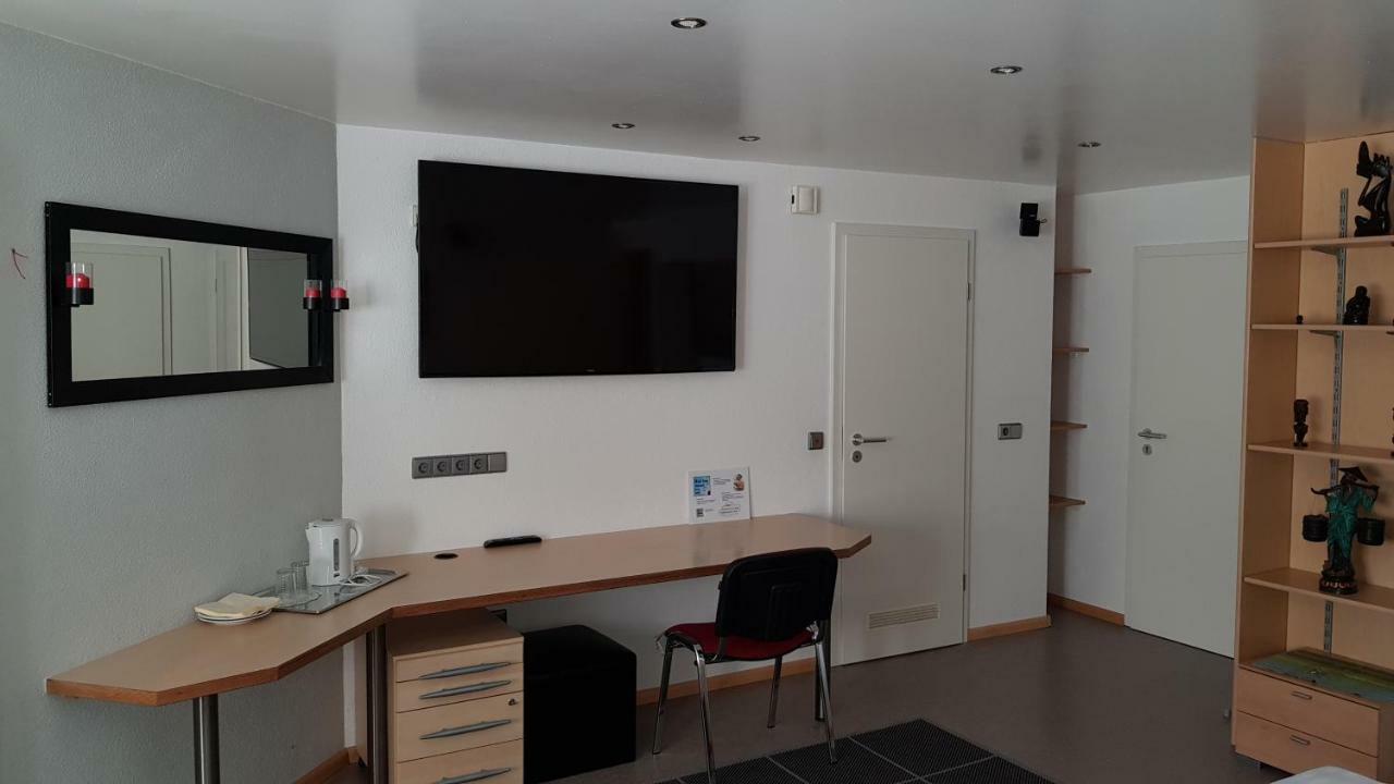 H41 Inn Hotel Garni Freiburg (Adults Only) Gundelfingen  Esterno foto